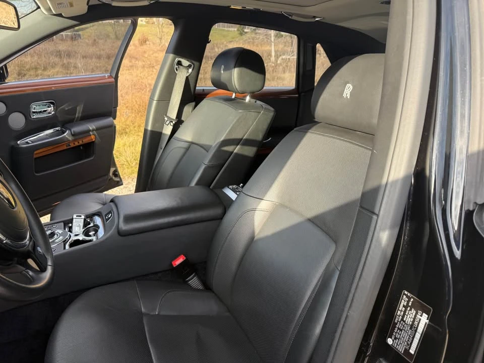 2012 Rolls-Royce Ghost 1st Gen - Image 14 of 19