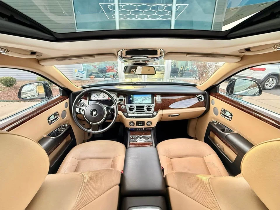 2012 Rolls-Royce Ghost 1st Gen - Image 2 of 16