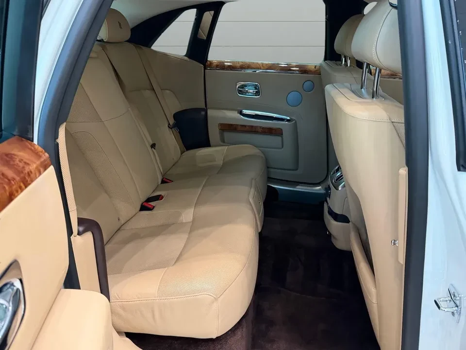 2012 Rolls-Royce Ghost 1st Gen - Image 9 of 11