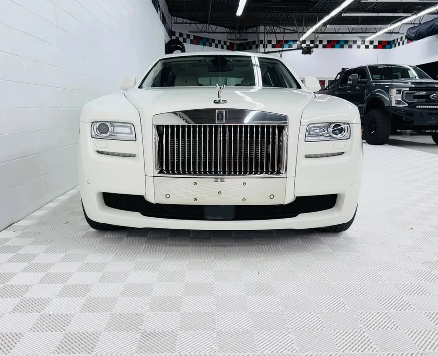 2012 Rolls-Royce Ghost 1st Gen - Image 4 of 18