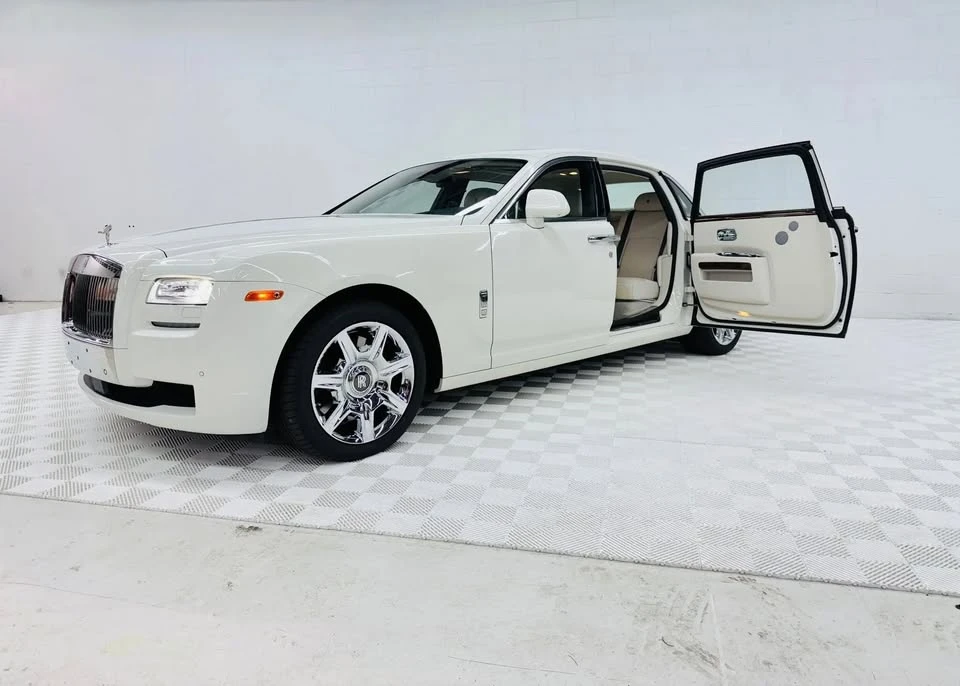 2012 Rolls-Royce Ghost 1st Gen - Image 2 of 18
