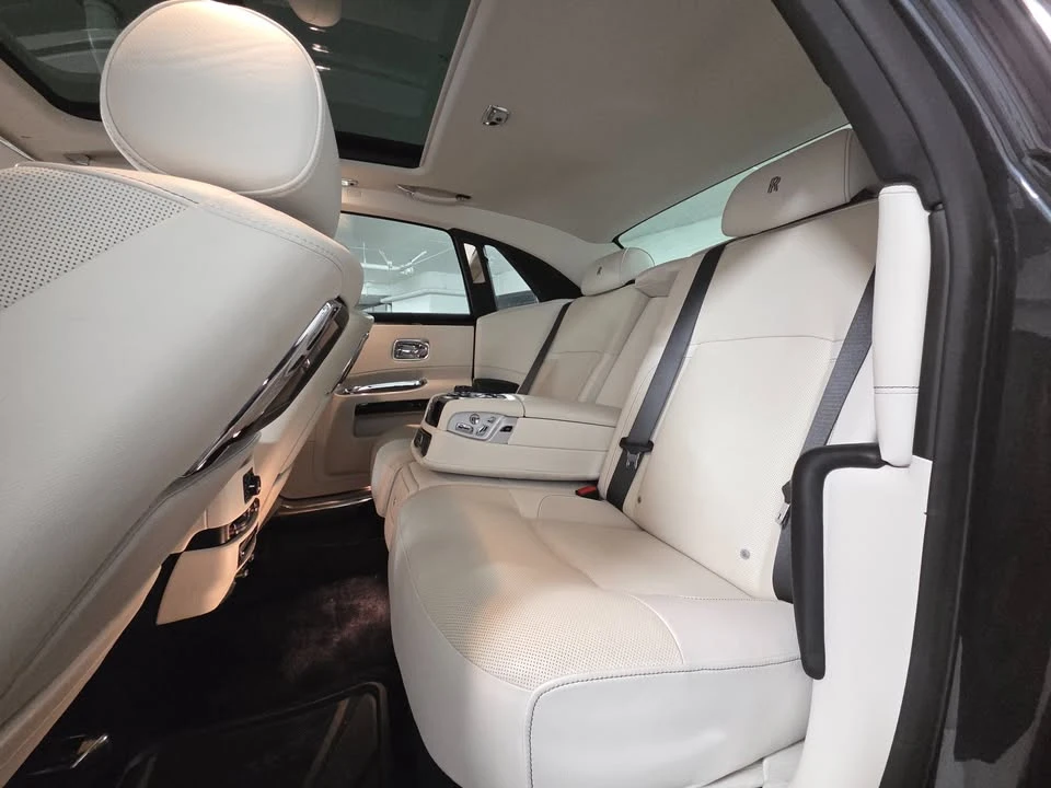 2012 Rolls-Royce Ghost 1st Gen - Image 11 of 20