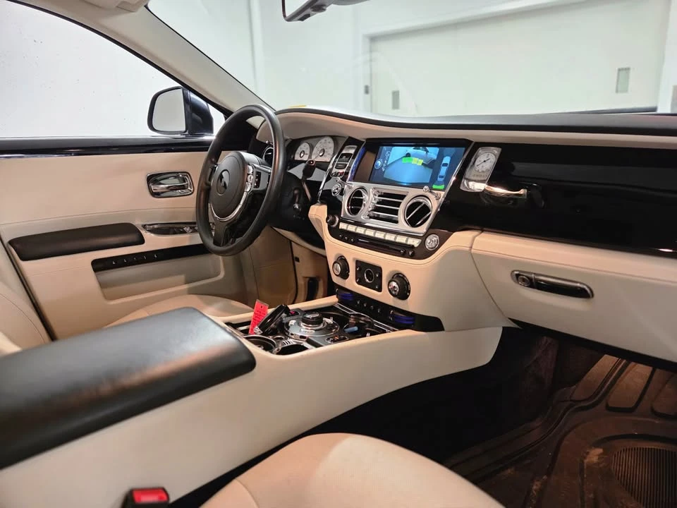 2012 Rolls-Royce Ghost 1st Gen - Image 17 of 20