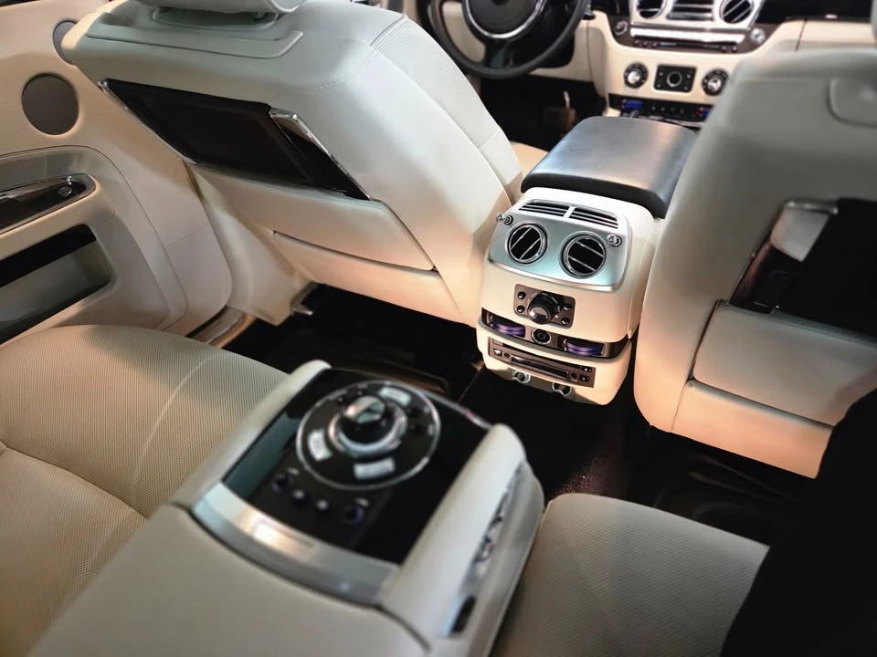 2012 Rolls-Royce Ghost 1st Gen - Image 13 of 20