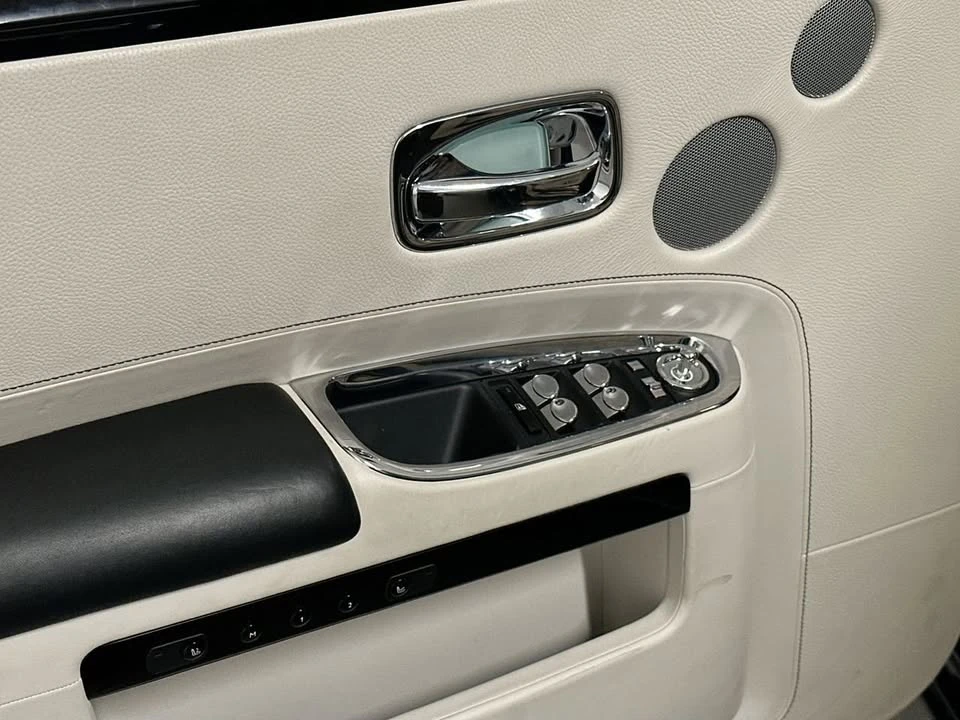 2012 Rolls-Royce Ghost 1st Gen - Image 10 of 20