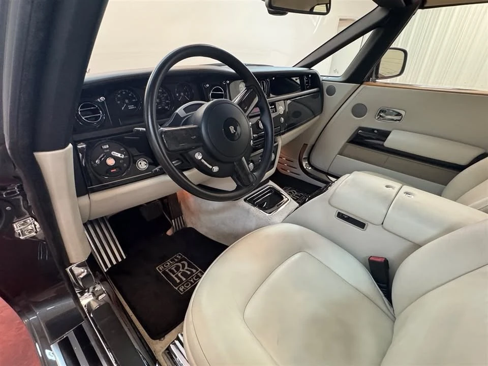 2012 Rolls-Royce Phantom VII - Image 17 of 20