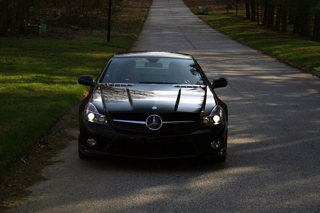 2012 Mercedes-Benz R231 SL 63 & SL 65 AMG - Image 6 of 28