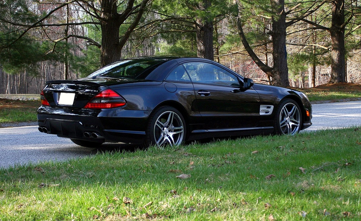 2012 Mercedes-Benz R231 SL 63 & SL 65 AMG - Image 3 of 28