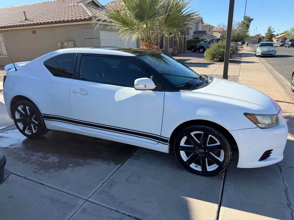 2012 Scion tC - Image 5 of 10