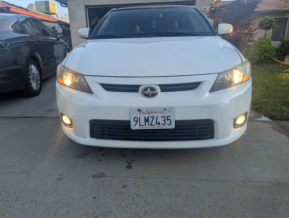 2012 Scion tC - Image 9 of 14