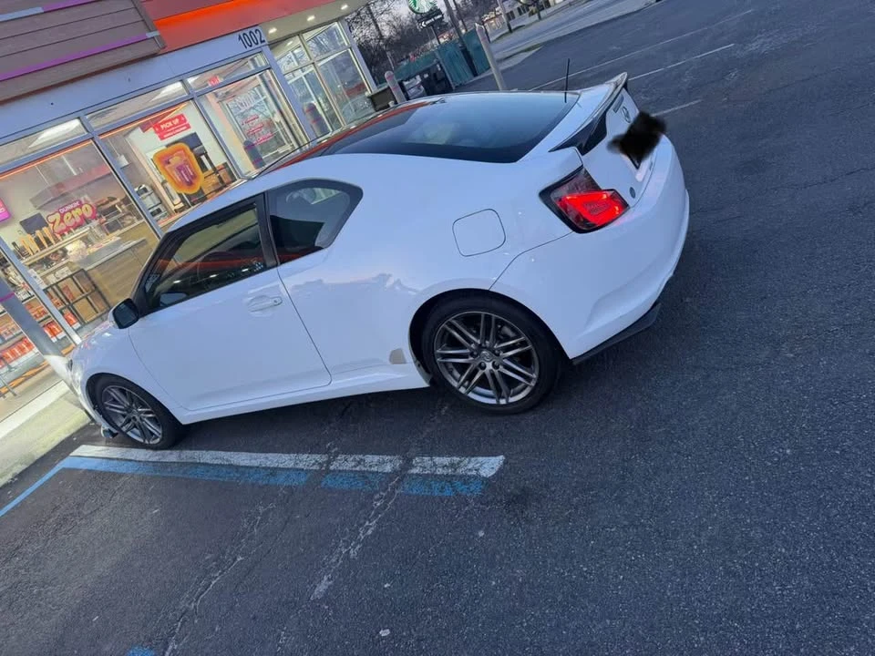 2012 Scion tC - Image 7 of 17
