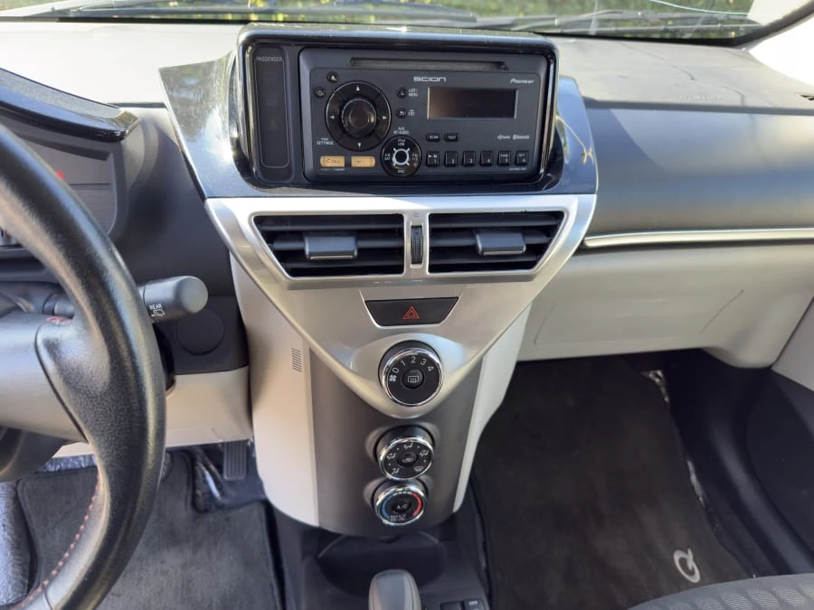 2012 Scion iQ - Image 10 of 19