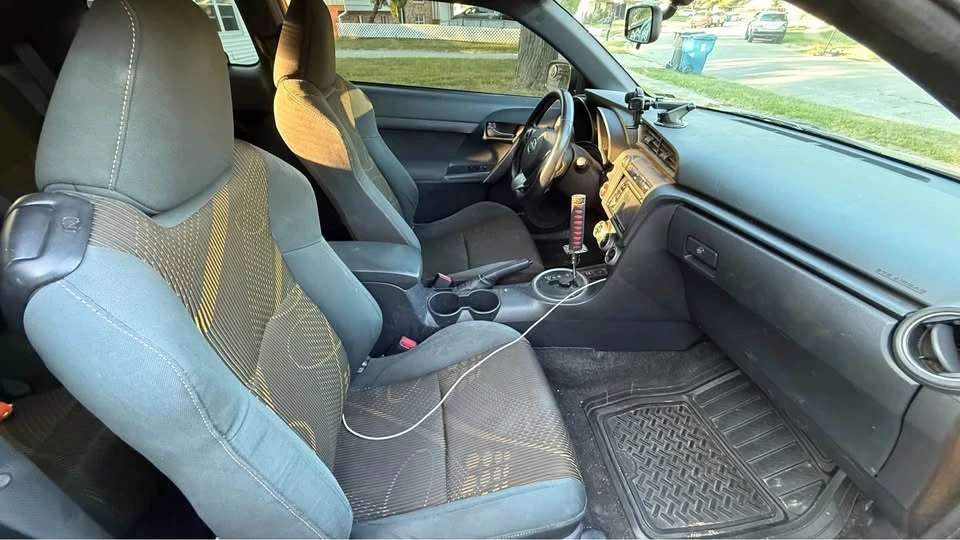 2012 Scion tC - Image 6 of 9