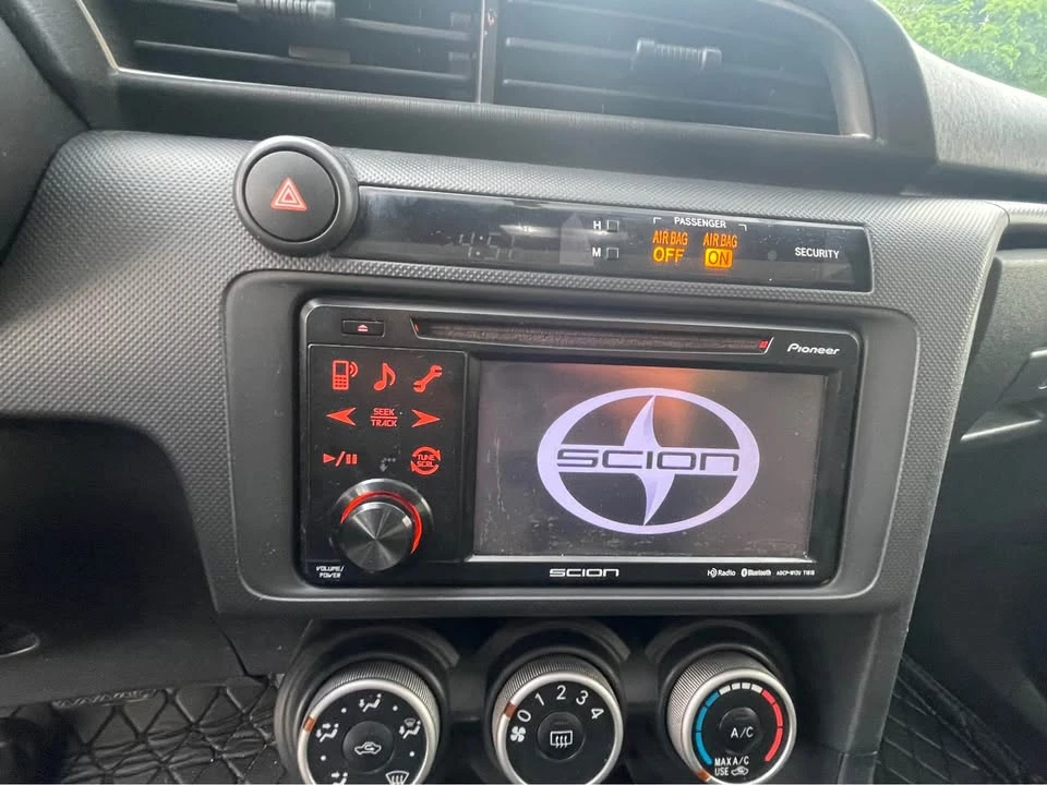 2012 Scion tC - Image 10 of 20
