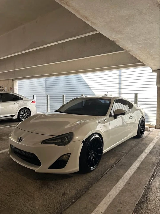 2012 Scion FR-S - Image 2 of 6