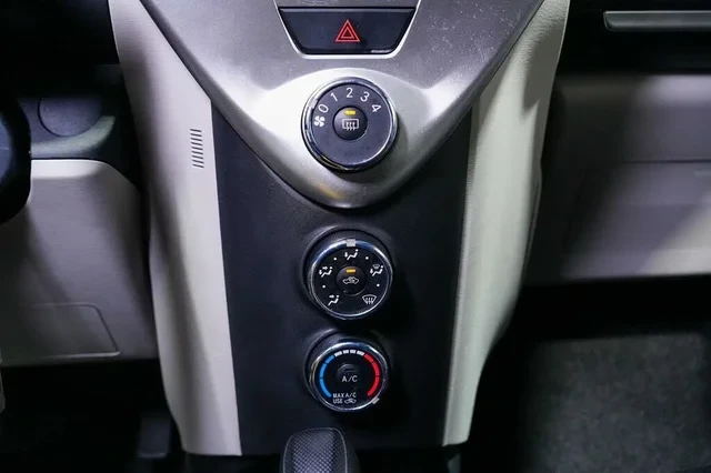 2012 Scion iQ - Image 14 of 16