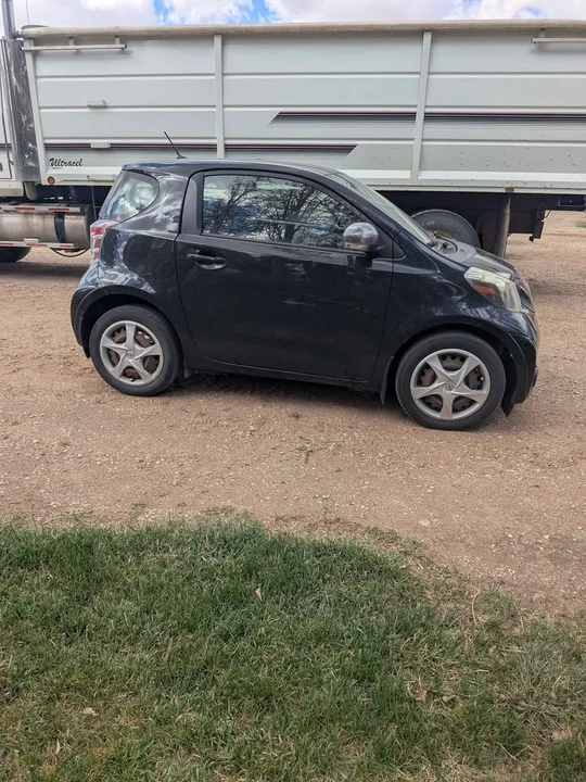 2012 Scion iQ - Image 3 of 10