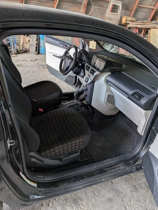 2012 Scion iQ - Image 6 of 10