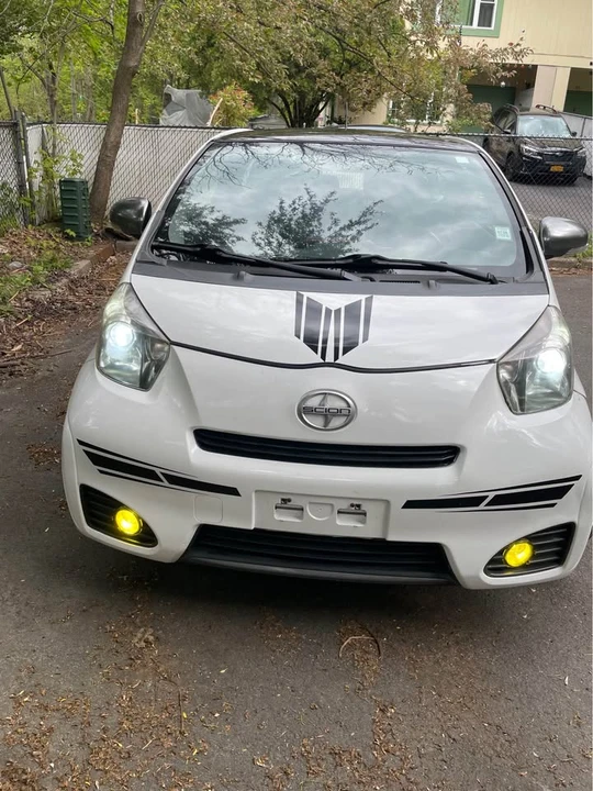 2012 Scion iQ - Image 11 of 12