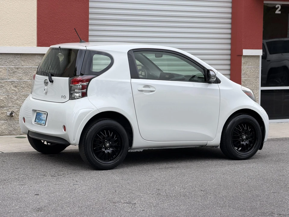 2012 Scion iQ - Image 17 of 31