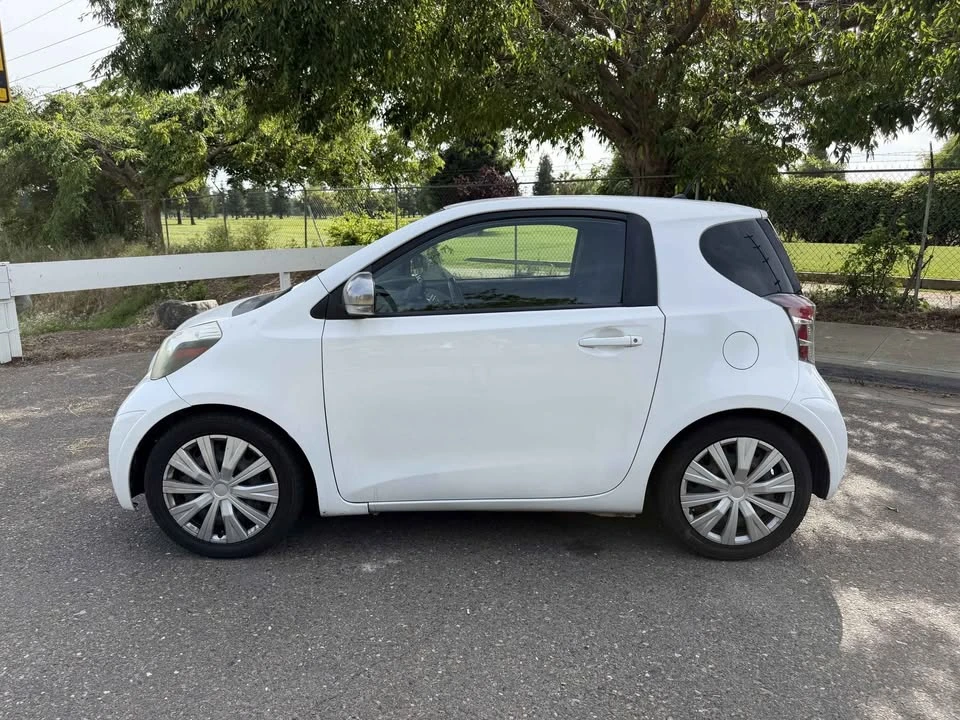 2012 Scion iQ - Image 7 of 8