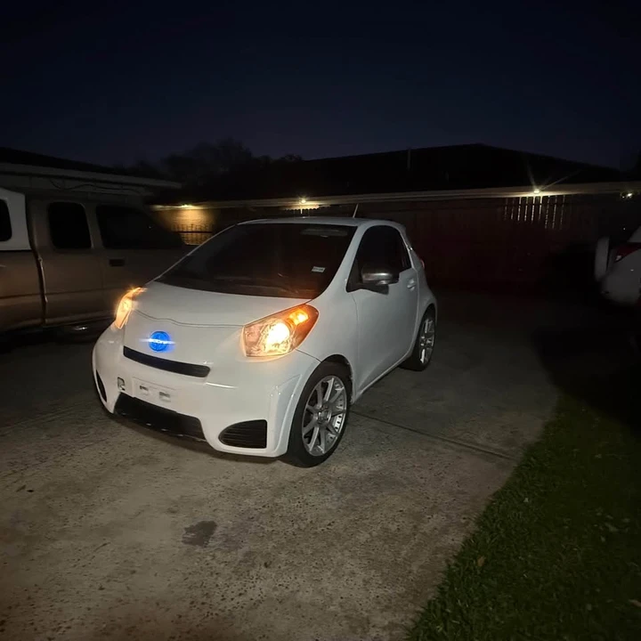 2012 Scion iQ - Image 3 of 4