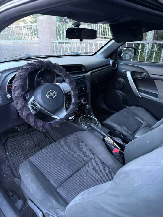 2012 Scion tC - Image 3 of 6