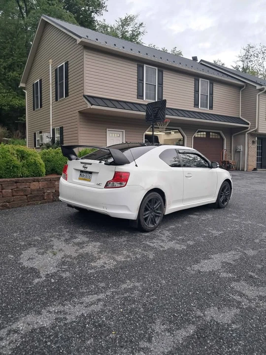 2012 Scion tC - Image 2 of 13
