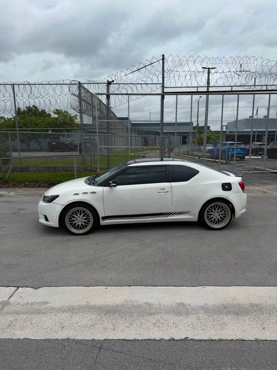 2012 Scion tC - Image 4 of 13