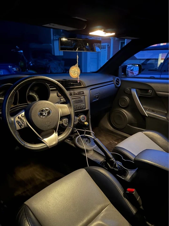 2012 Scion tC - Image 8 of 10