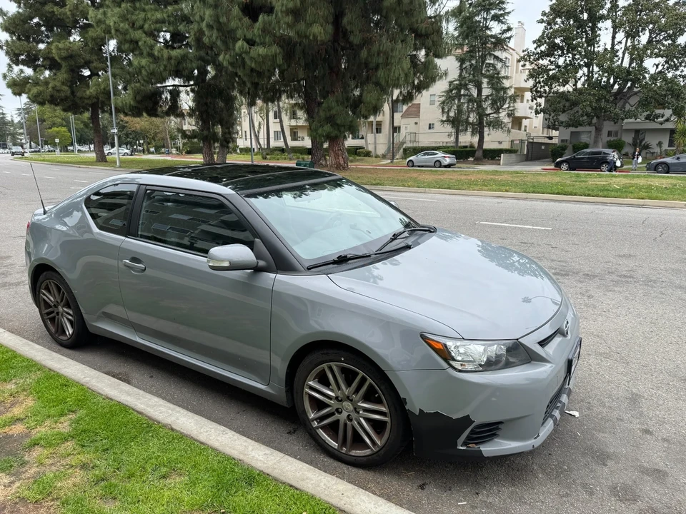 2012 Scion tC - Image 3 of 10