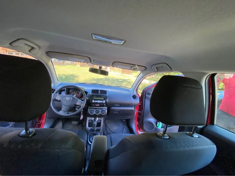 2012 Scion xD - Image 5 of 10