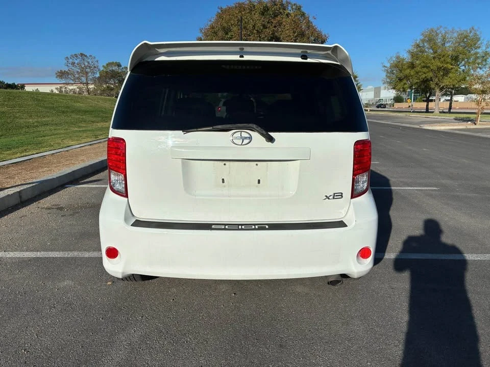 2012 Scion xB - Image 7 of 12