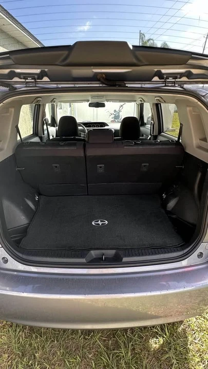 2012 Scion xB - Image 10 of 12