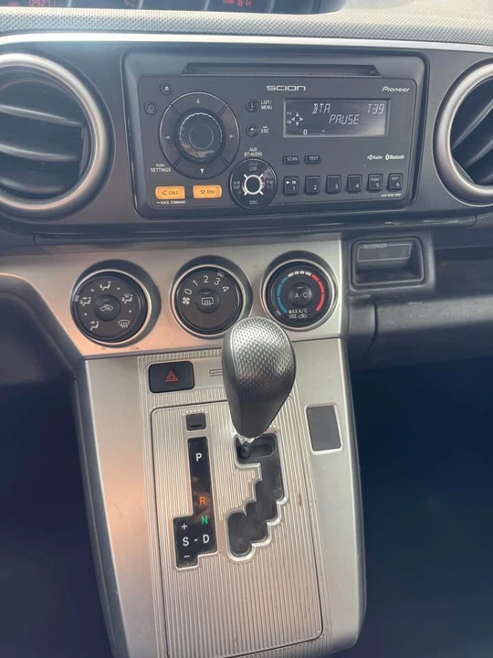 2012 Scion xB - Image 7 of 9