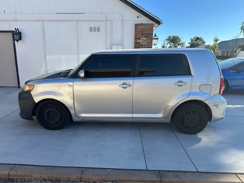 2012 Scion xB - Image 4 of 9