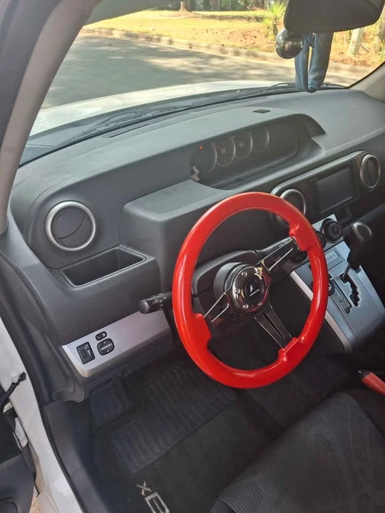 2012 Scion xB - Image 5 of 10