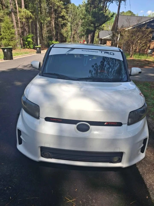 2012 Scion xB - Image 2 of 10