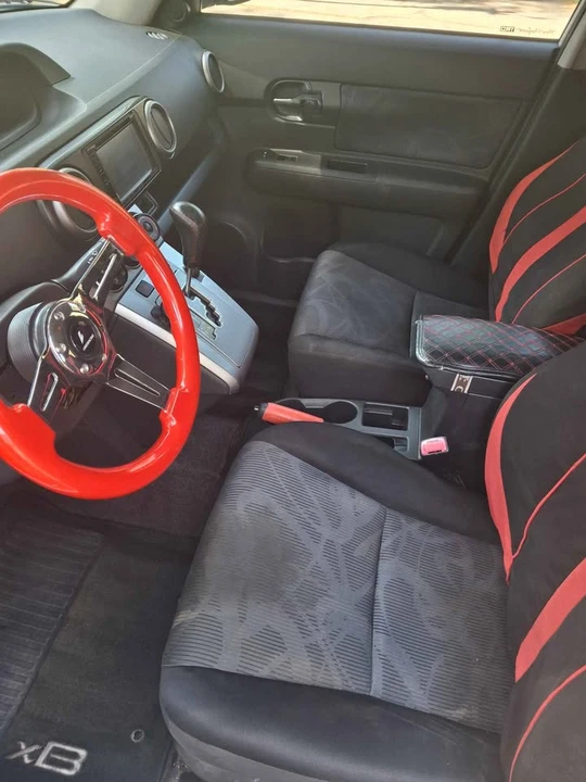2012 Scion xB - Image 10 of 10