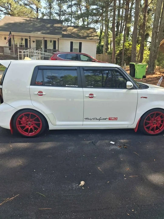2012 Scion xB - Image 3 of 10