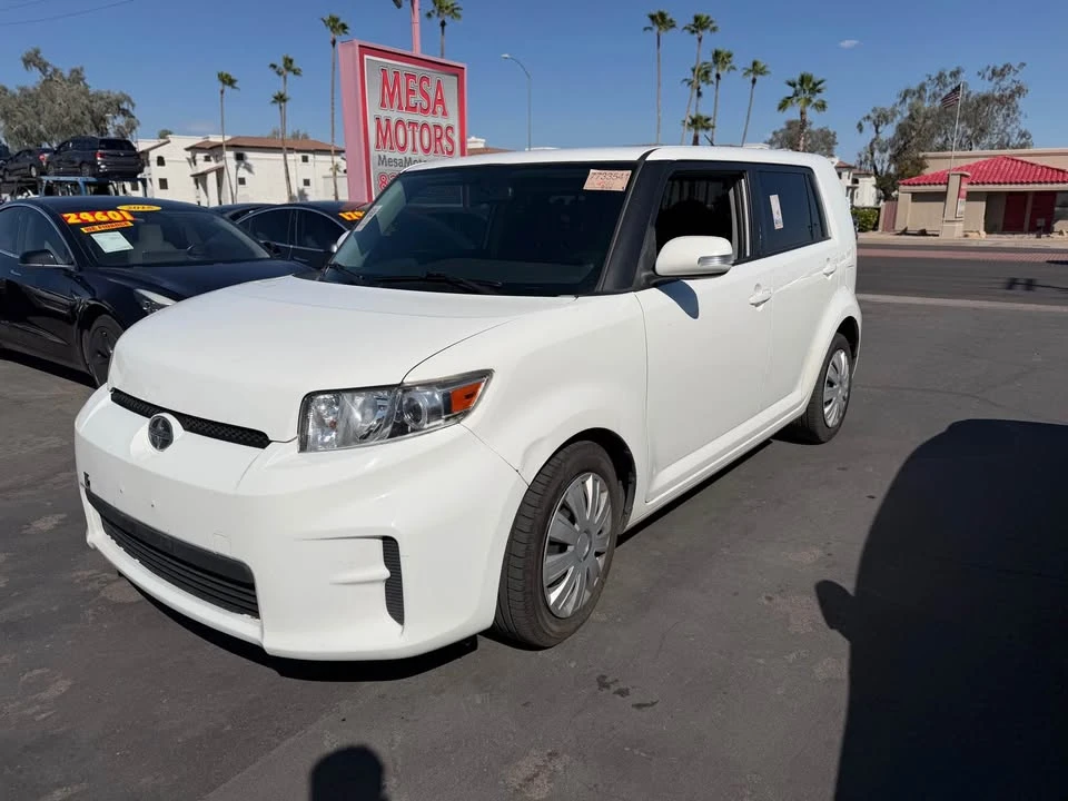 2012 Scion xB - Image 6 of 10