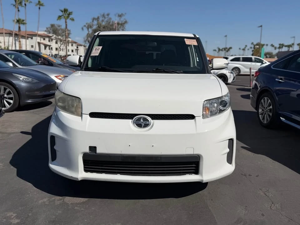 2012 Scion xB - Image 7 of 10