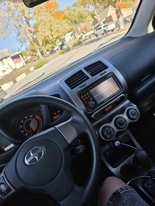 2012 Scion xD - Image 7 of 8