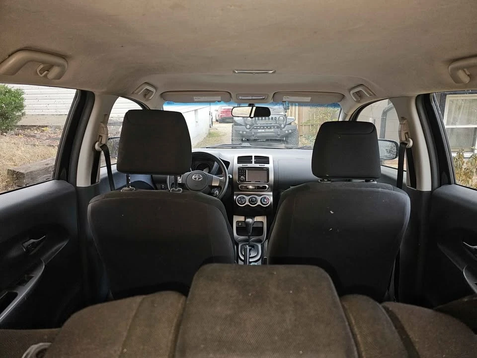 2012 Scion xD - Image 5 of 8
