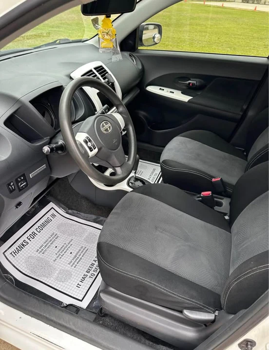 2012 Scion xD - Image 4 of 9