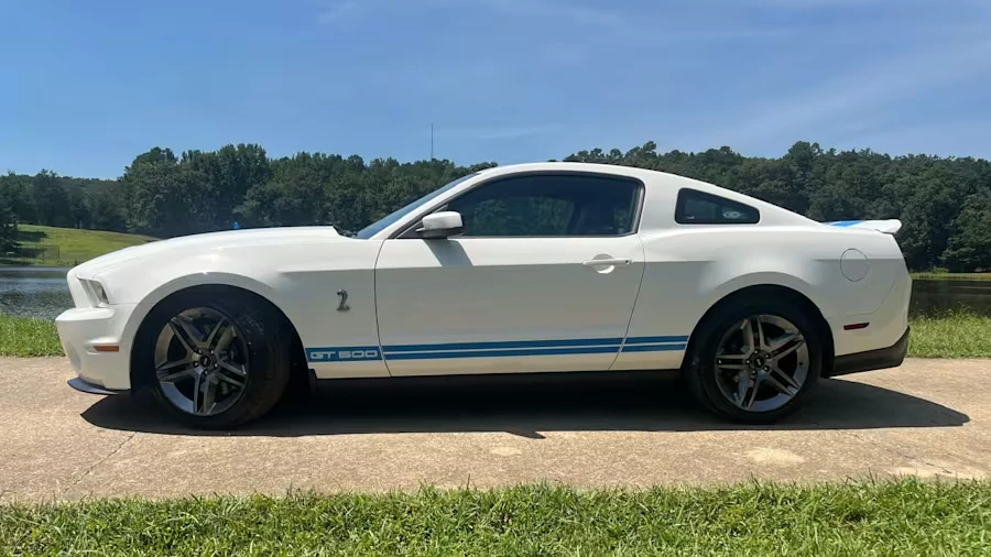 2012 Shelby GT500 - Image 2 of 14