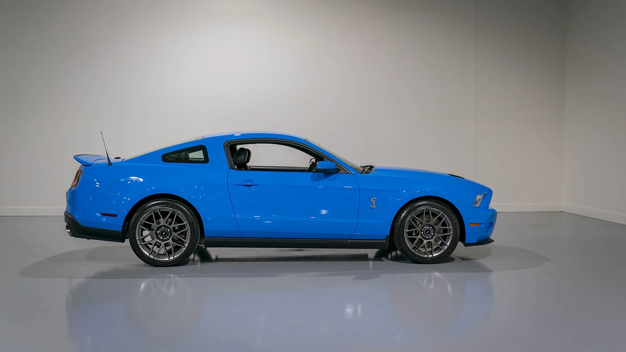 2012 Ford S197 II Shelby Mustang GT500 - Image 16 of 31
