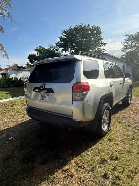2012 Toyota 4Runner 5th Gen - Image 17 of 20
