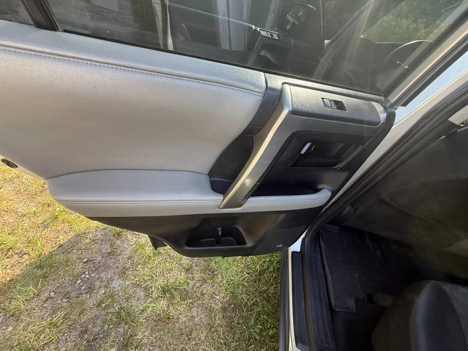 2012 Toyota 4Runner 5th Gen - Image 7 of 20