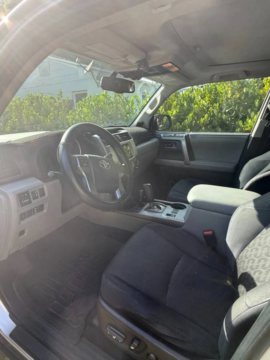 2012 Toyota 4Runner 5th Gen - Image 10 of 20